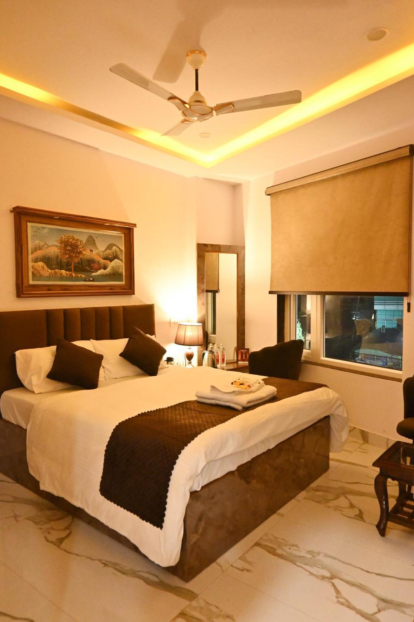 Brij Hotel Varanasi